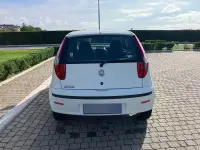 Usata Fiat Punto Classica 60 CV (44 kW) 2009 Bianco Utilitaria