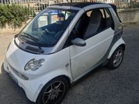 Usata Smart ForFour 68 CV (50 kW) 2004 Bianco Utilitaria