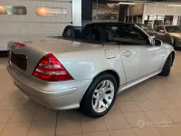 Usata Mercedes SLK320 Edition 218 CV (160 kW) 2004 Nero Cabrio