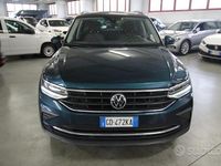 Gebraucht VW Tiguan Life 150 PS (110 kW) 2021 Blau SUV