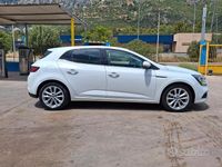Usata Renault Mégane IV Zen 110 CV (80 kW) 2016 Bianco Berlina