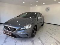 Usata Volvo V40 R-Design 150 CV (110 kW) 2018 Grigio Berlina
