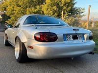 Usata Mazda MX5 146 CV (107 kW) 2002 Grigio Cabrio