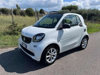Usata Smart ForTwo Electric Drive 41 kW (56 CV) 2018 Bianco Utilitaria