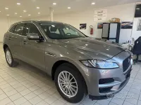 Usata Jaguar F-Pace Portfolio 180 CV (132 kW) 2020 Marrone SUV