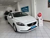 Gebraucht Volvo V40 120 PS (88 kW) 2017 Weiß Limousine