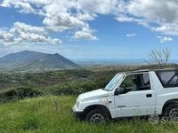 Usata Suzuki Vitara 75 CV (55 kW) 1999 Bianco SUV