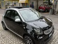 Usata Smart ForFour Passion 71 CV (52 kW) 2014 Nero Utilitaria