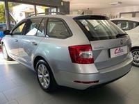 Usata Skoda Octavia Executive 150 CV (110 kW) 2018 Argento Station wagon