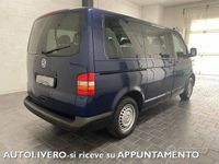 Usata VW Caravelle 104 CV (76 kW) 2004 Furgone