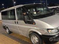 Begagnad Ford Transit 75 HK (55 kW) 2000 Grå Sedan