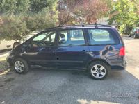 Usata VW Sharan 130 CV (95 kW) 2005 Blu Monovolume