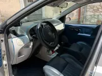 Usata Fiat Punto 69 CV (50 kW) 2005 Grigio Utilitaria