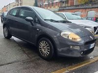 Usata Fiat Punto Street 75 CV (55 kW) 2014 Grigio Berlina
