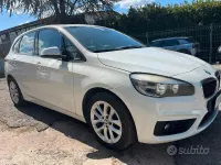 Usata BMW 218 Active Tourer Advantage 150 CV (110 kW) 2015 Bianco Monovolume
