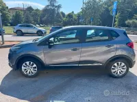 Usata Renault Captur 90 CV (66 kW) 2015 Grigio SUV