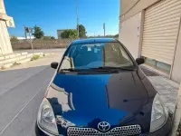 Usata Toyota Yaris 68 CV (50 kW) 2001 Bluazzurro Berlina