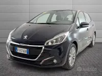 Usata Peugeot 208 Allure 83 CV (61 kW) 2019 Bluazzurro Utilitaria