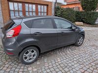 Usata Ford Fiesta Titanium 82 CV (60 kW) 2016 Grigio Berlina