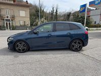 Usata Mercedes B200 Premium 150 CV (110 kW) 2020 Blu Monovolume