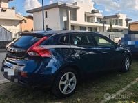 Usata Volvo V40 Kinetic 114 CV (83 kW) 2015 Blu Station wagon