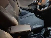 Usata Peugeot 208 Active 68 CV (50 kW) 2014 Bianco Utilitaria