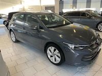 Käytetty VW Golf VIII Style 150 HP (110 kW) 2025 Harmaa Sedan
