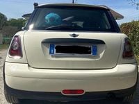 Usata Mini Cooper 75 CV (55 kW) 2009 Bianco Utilitaria
