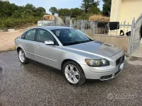 Usata Volvo S40 136 CV (100 kW) 2006 Grigio Berlina