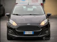 Usata Ford Fiesta 75 CV (55 kW) 2016 Nero Berlina