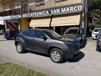 Usata Toyota Yaris Cross Active 116 CV (85 kW) 2021 Grigio chiaro SUV