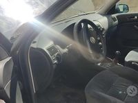 Usata VW Golf IV 105 CV (77 kW) 2000 Nero Utilitaria