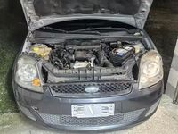 Usata Ford Fiesta 2006 Blu Utilitaria