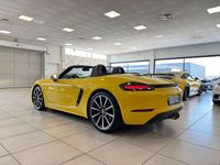 Usata Porsche 718 Boxster 299 CV (219 kW) 2018 Giallo Cabrio