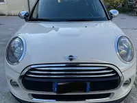 Usata Mini Cooper D Business 116 CV (85 kW) 2014 Beige Utilitaria