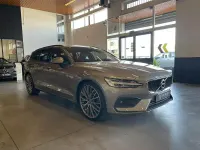 Usata Volvo V60 Business Edition 149 CV (109 kW) 2019 Station wagon