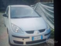 Usata Mitsubishi Colt 95 CV (69 kW) 2006 Grigio Monovolume