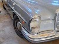 Usata Mercedes 250 SE 150 CV (110 kW) 1967 Argento Berlina