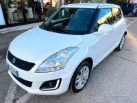 Gebraucht Suzuki Swift 75 PS (55 kW) 2013 Weiß Kleinwagen