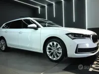 Nuova Skoda Superb Style 150 CV (110 kW) 2026 Bianco Station wagon