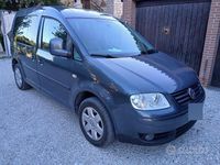 Begagnad VW Caddy 2009 Grå Minibuss