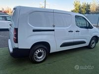Usata Opel Combo 102 CV (75 kW) 2022 Bianco Monovolume