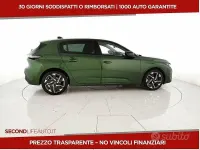Usata Peugeot 308 Allure 131 CV (96 kW) 2023 Verde Berlina