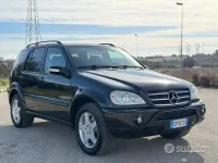 Usata Mercedes ML400 AMG 250 CV (183 kW) 2004 Nero SUV