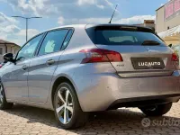 Usata Peugeot 308 Style 102 CV (75 kW) 2019 Grigio Berlina