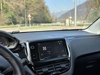 Usata Peugeot 208 Allure 82 CV (60 kW) 2017 Bianco Utilitaria