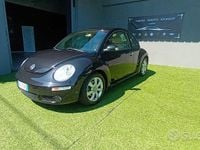 Usata VW New Beetle 105 CV (77 kW) 2006 Nero Utilitaria
