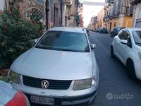 Usata VW Passat 2004 Grigio Berlina