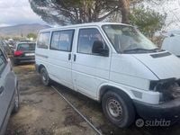 Usata VW Caravelle 102 CV (75 kW) 2002 Bianco Monovolume