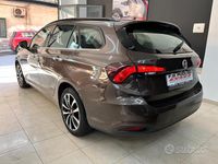 Usata Fiat Tipo Lounge 120 CV (88 kW) 2019 Marrone Station wagon